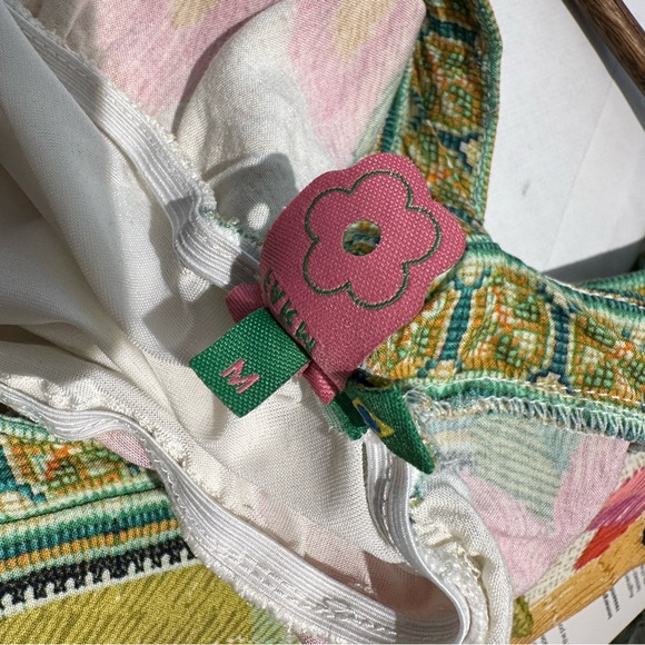 FARM Rio Multicolor Embroidered Blouse - Picture 2 of 4